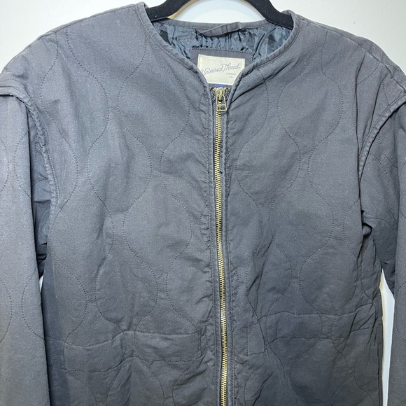 Universal Threads Women’s Cotton Twill Quilted Bomber style Jacket in size XS - Picture 5 of 12